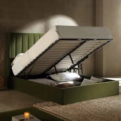 Wilton Moss Green Velvet Ottoman Storage Bed -Entreprise Cc Shop AH 017 MOSS VEL scene2
