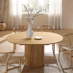 Maru Round 4-6 Seater Extending Oak Pedestal Dining Table, Oak -Entreprise Cc Shop BSD 135 OAK scene1
