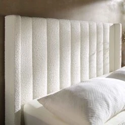 Wilton White Boucle Ottoman TV Bed -Entreprise Cc Shop JAH 015 ECRU BOU scene4