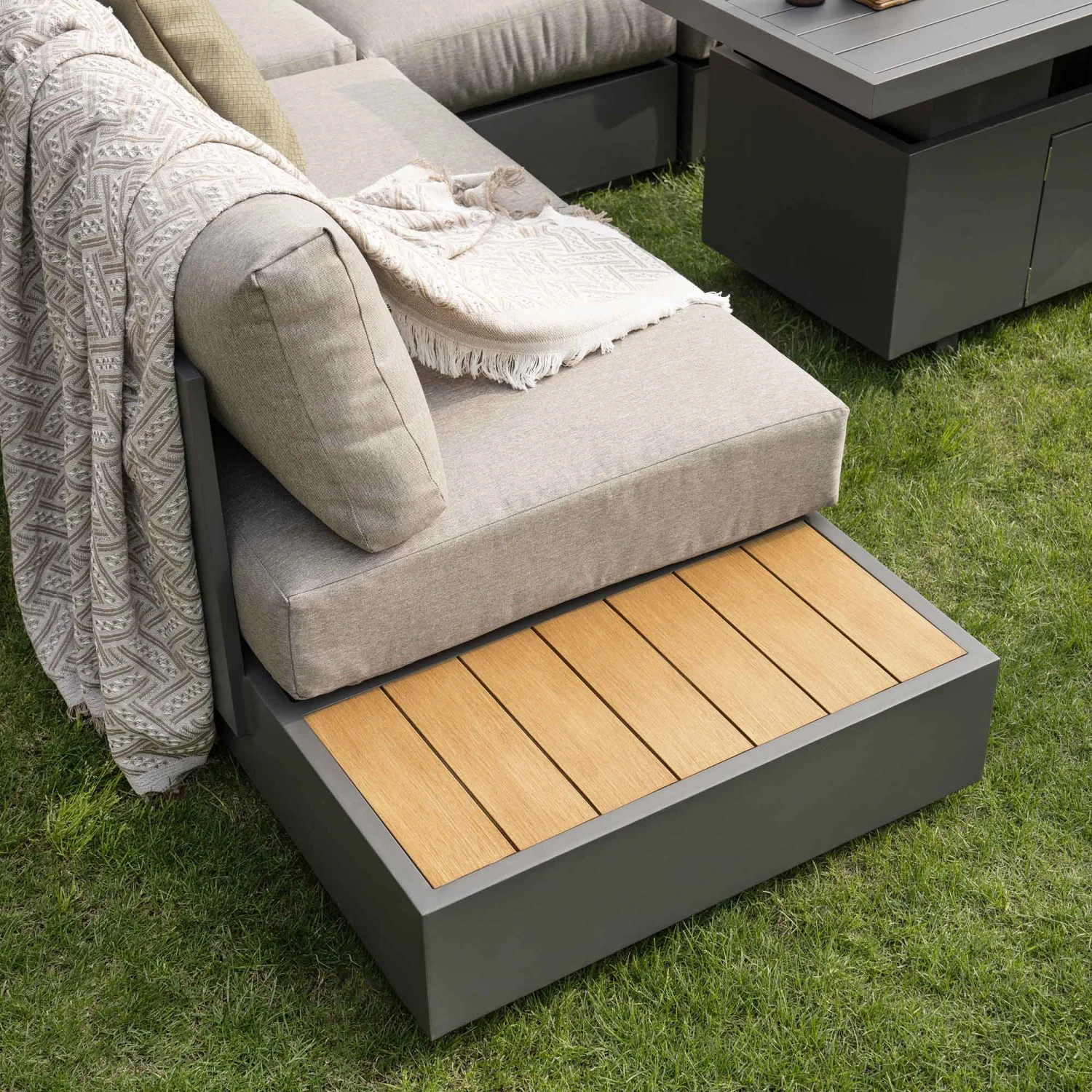 Jardin Aluminium Large Corner Casual Dining Set With Rising Firepit Table, Granite 9 Jardin Aluminium Large Corner Casual Dining Set With Rising Firepit Table, Granite - Image 7