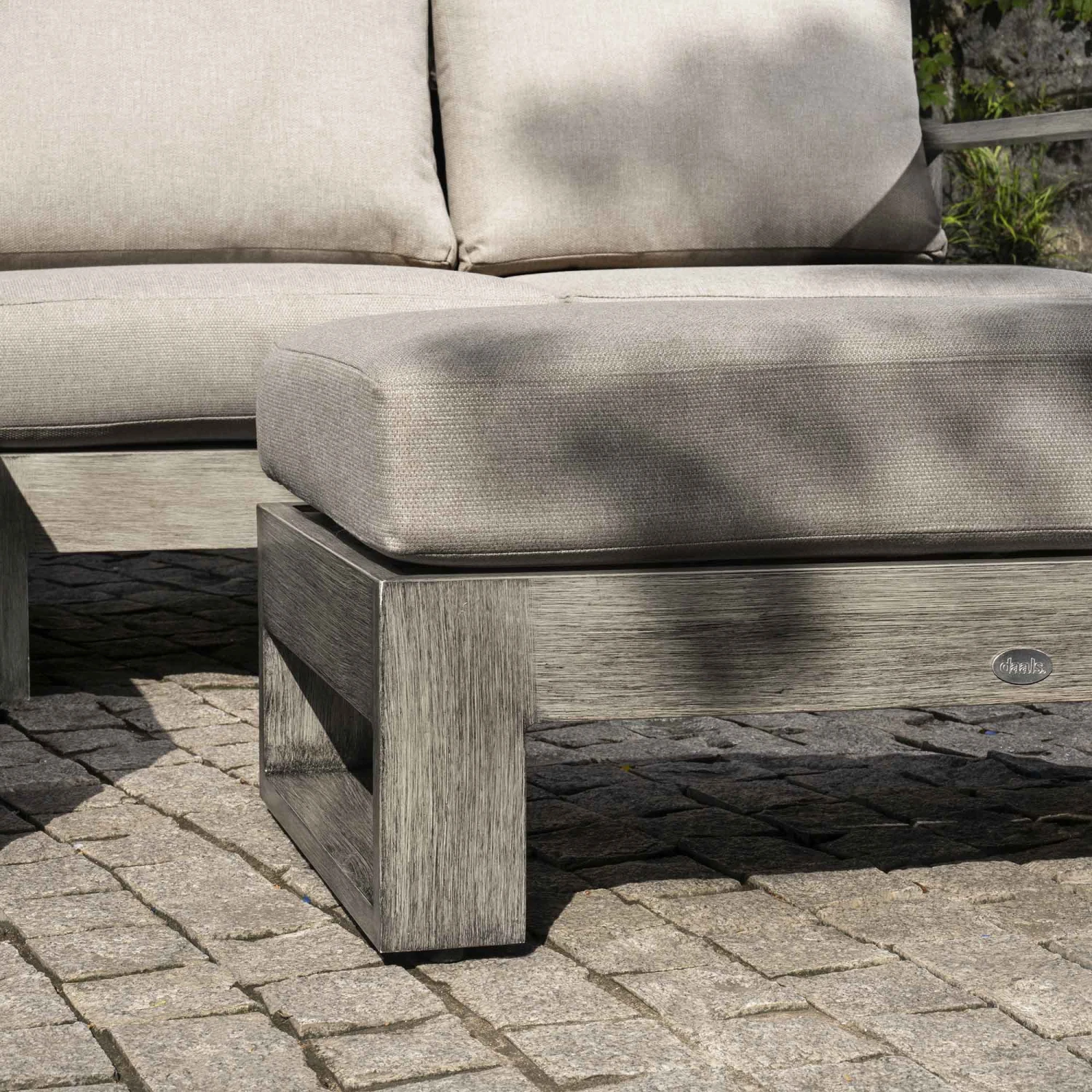 Montrose Aluminium Outdoor Sofa Set With Chaise, Brushed Silver Oak 6 Montrose Aluminium Outdoor Sofa Set With Chaise, Brushed Silver Oak - Image 4