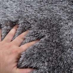 Silver Tufted Shaggy Rug 160 X 230 Cm 13 Silver Tufted Shaggy Rug 160 X 230 Cm -Entreprise Cc Shop RG Y02 SILVER detail4 8b0bd74a b381 4f3a b74b 3666acf38ad1